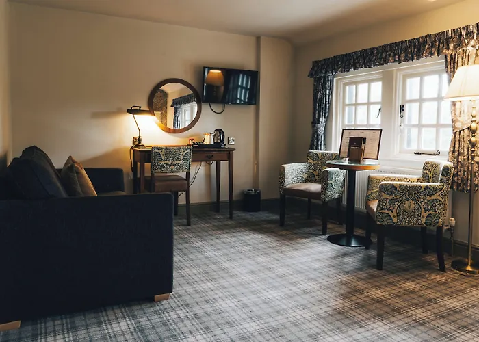 The Pheasant - The Collection Group 4*