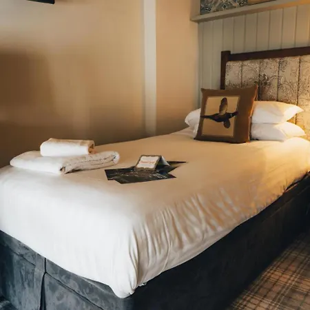 Inn The Pheasant - The Collection Group 4*